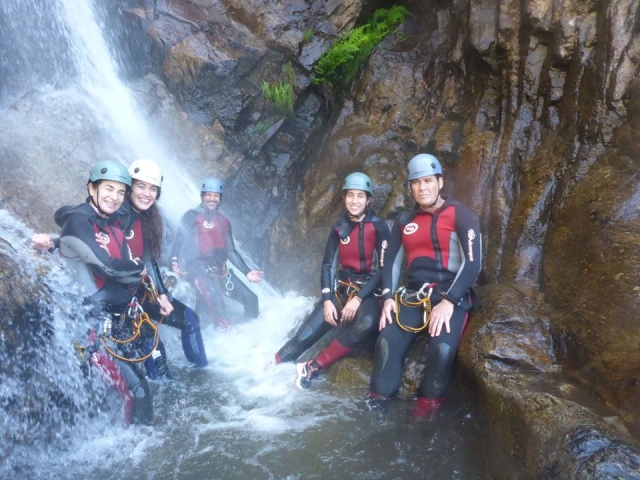 Group canyoning